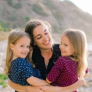 Meet your Posher, Corina